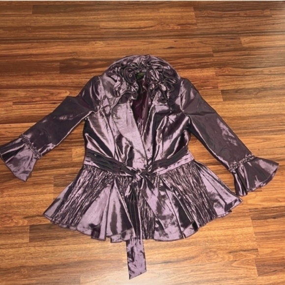 Satin Ruffled Blazer Jacket Blouse RICH - Picture 3 of 10